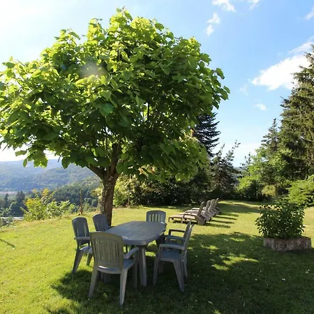 De La Vialle Hébergement de vacances Lamastre
